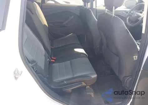 2018 Ford Escape S z USA, uszkodzony, nr VIN 1FMCU0F74JUB42220